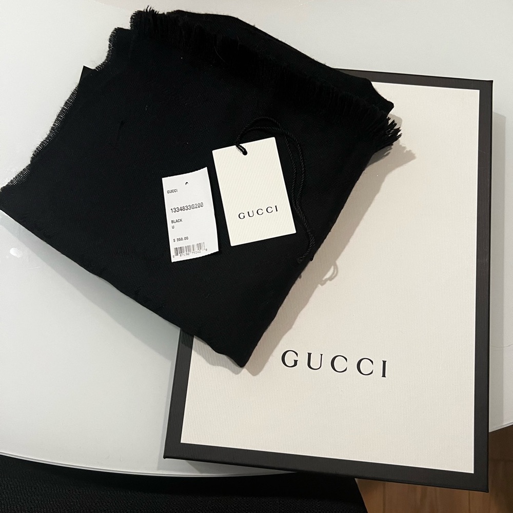 🖤🖤Gucci | Black on Black GG Monogram Wool Scarf | 6’Lx19”W🖤🖤